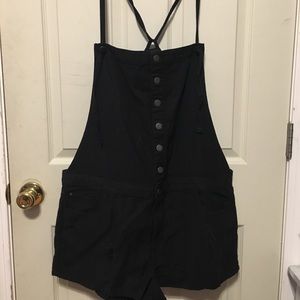 American eagle overall shorts